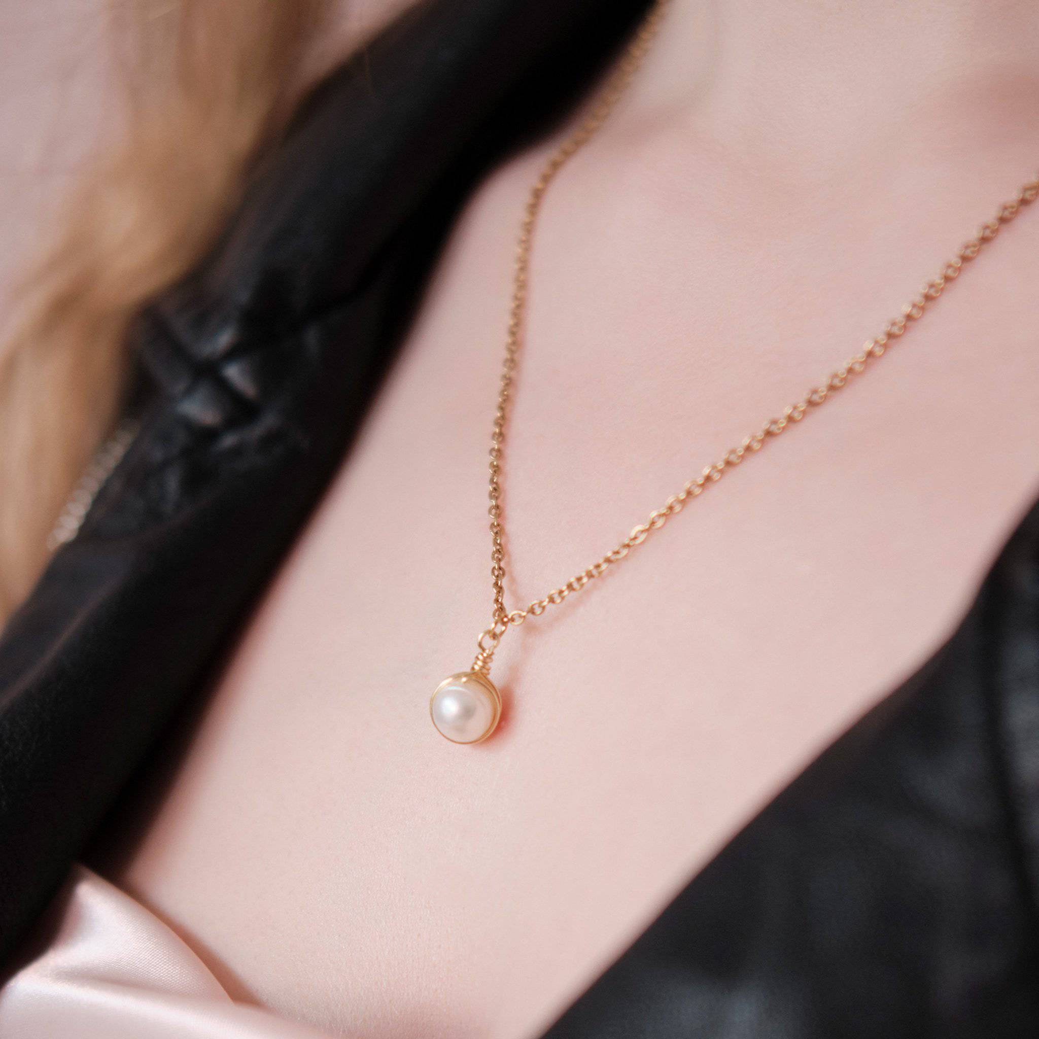 Single Pearl Necklace, Gold Pearl Necklace, Tiny Pearl Single Pearl Necklace, Gold Pearl Necklace, Tiny Pearl