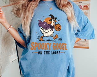 Spooky Goose Shirt, Funny Halloween Bird Tee, Witchy Goose Graphic T-Shirt, Autumn Costume Shirt