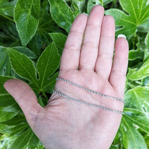 9ct White Gold 2mm Rope Chain Necklace 