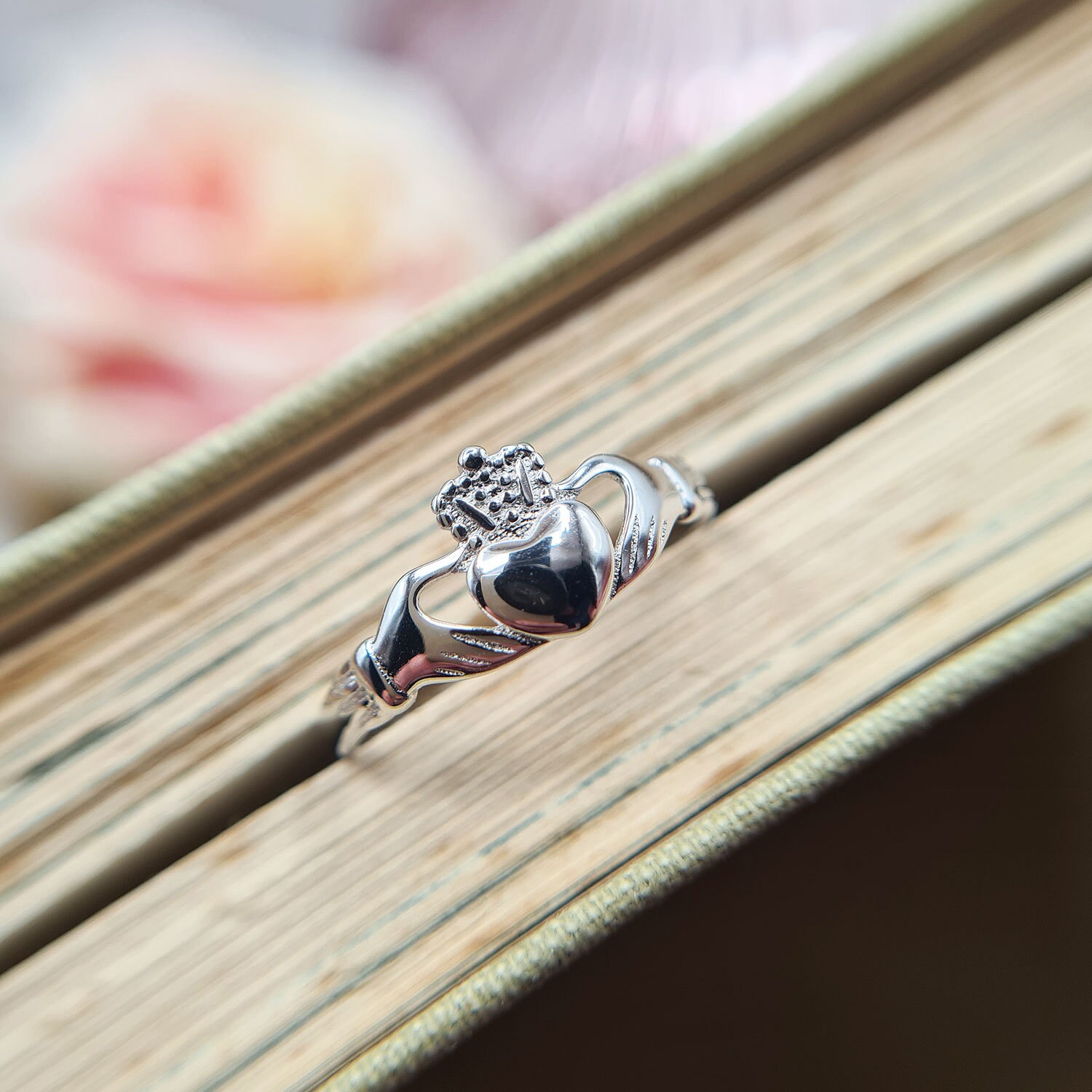 Women's 925 Sterling Silver Celtic Claddagh Ring -  Canada