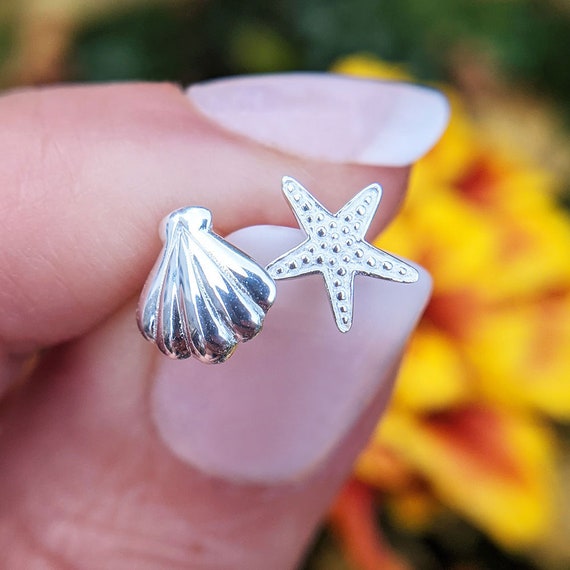 Seaside Asymmetrical Stud Earrings in 925 Sterling Silver Women s