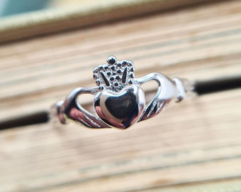 Women's 925 Sterling Silver Celtic Claddagh Ring
