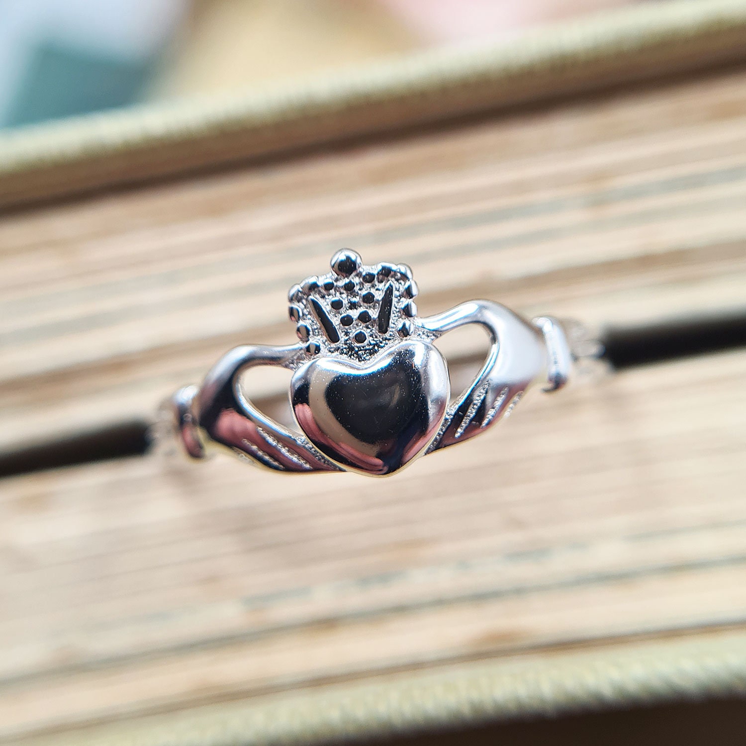 Women's 925 Sterling Silver Celtic Claddagh Ring - Etsy Canada