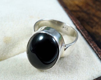 Natural Black Onyx Ring, Handmade Silver Ring, 925 Sterling Silver Ring,  Smooth Oval Shape Gemstone Ring, Oval Shape Black Onyx