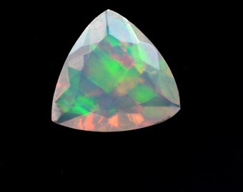 FOR ONE Welo opal calibrated size Opal Cabochon Trillion AAA quality Multi Fire Opal Loose Gemstone 6mm Ethiopian Opal Trillion Cabochon