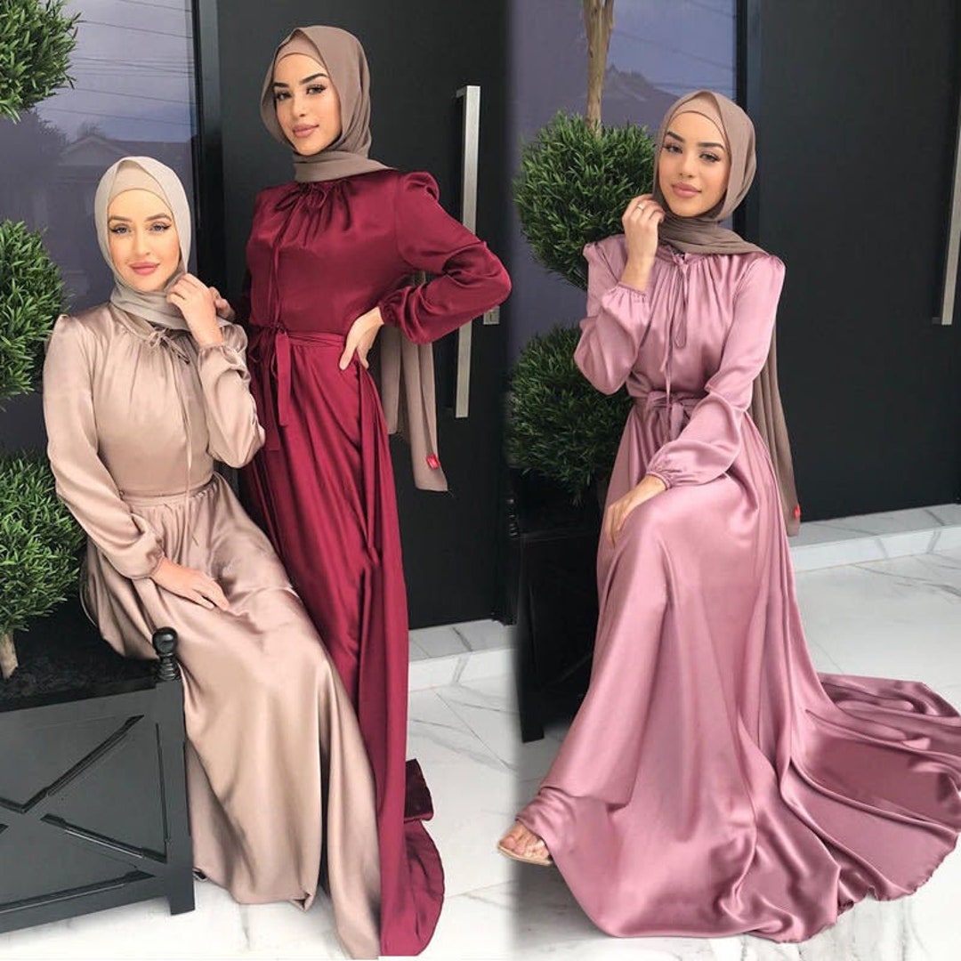 Yh06 Oriente Medio de la mujer musulmana Abaya Robe se adapten a la ropa de  mujer - China Vestido de mujer y sexy vestido precio