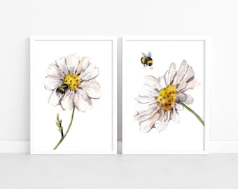 Daisy and Bee Prints, Set of Two, Daisy Floral Prints, Flower Wall Art, Daisy Flower Wall Art, Home Gift, Floral Living Room/Bedroom Prints