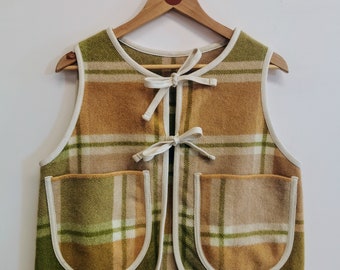 Taille M - GILET EN LAINE - couverture en laine à carreaux vintage - prête à être expédiée