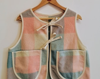 Taille L - GILET EN LAINE - couverture en laine à carreaux vintage - prête à être expédiée