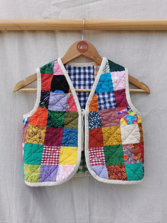 KIDS Size 8 - QUILTED VEST - Colourful Scrappy Patchwork