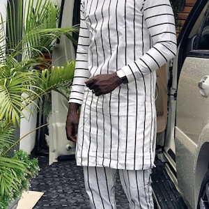 Traditional African Grooms Wedding Suit - Mens Senator Outfit for Groomsmen Attire