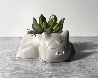 Kabigon Concrete Succulent Planter: Modern Home Decor | Halloween Succulent