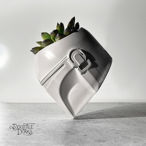 Mando Concrete Planter Desk Planter image 2