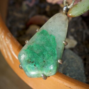 Gem Silica Prong Pendant