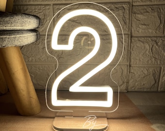 Numer stołu, neonowy znak, lampka LED USB, dekoracja weselna i imprezowa