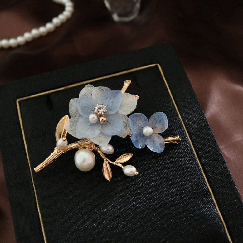 Real Flower Brooch Accessories for Girls and Women Special Birthday Gift for Women Wedding Gift Valentines Gift Anniversary Gift
