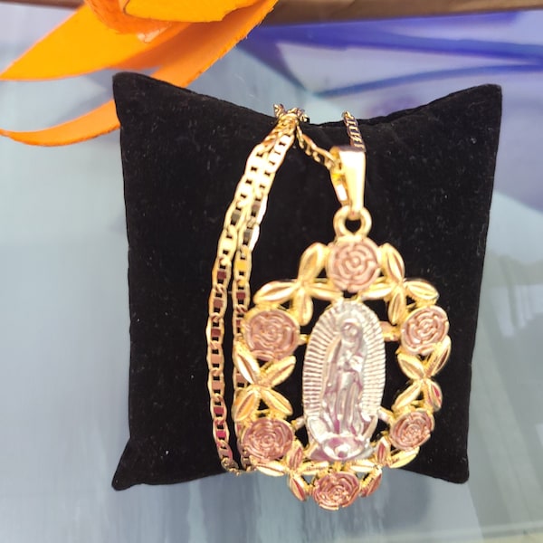 14k  Gold Plated Guadalupe Virgin Necklace - Grandiosa cadena de la Virgen en Oro Laminado -  Father's day, Valentine's Day, Christmas