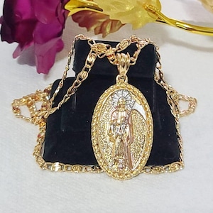 Collar &quot;Santa Muerte&quot; chapado en oro de 14k ~Cadena Santa Muerte ~Grim Reaper Colgante Collar chapado en oro Luxury Dije de la Santa Muerte