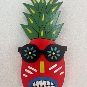 Funky Pineapple Wall Art, Wood Tiki Wall Decor, Coastal Decor, Wooden Pineapple, Beach House Wall Art, Wall Art, Whimsical Pineapple