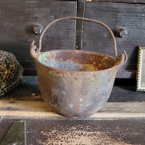 Cast Iron Hanging Smelting Pot Witch Cauldron - Heavy Vintage Incense Burner Altar Censer