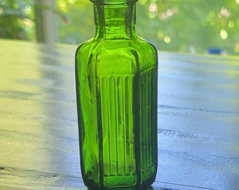 Poison Bottle Green Hexagon with ribbed panels 3" tall