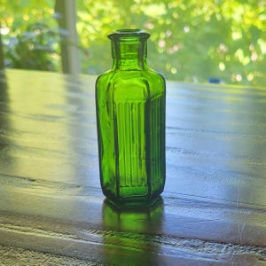 Poison Bottle Green Hexagon with ribbed panels 3&quot; tall