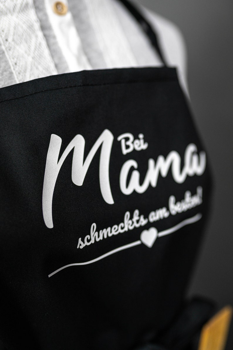 personalisierte Küchenchefin Kochschürze / Grillschürze / Backschürze mit Bauchtasche DamenHerren Muttertag Geburtstag Bild 3