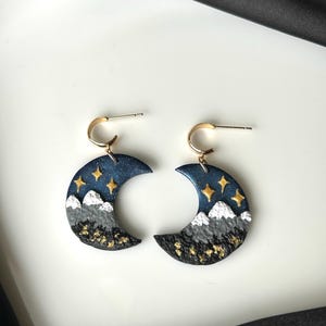 ACOTAR Earrings| Book Inspired Earrings| Officially Licensed ACOTAR Merch| Bookish Earrings| Velaris Earrings| Book Lovers| Night Court