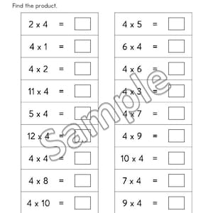 Pu&ograve; includere: Un foglio di lavoro stampabile in bianco e nero con il titolo "Moltiplicare per 4" e una serie di problemi di moltiplicazione da risolvere per gli studenti. I problemi comportano la moltiplicazione di numeri per 4.