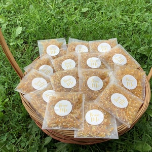 BUDGETBOOSTER 50 conf. biodegradabili di arancia e limone confetti per matrimonio con petali di calendula - in sacchetti bianchi opachi - fai da te da riempire