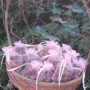 100 coriandoli da matrimonio rosa baby, in sacchetti di organza - rose e fiori essiccati eco biodegradabili, riempi i sacchetti fai da te