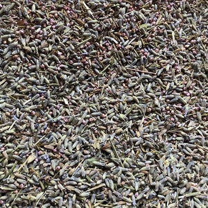 4 pinte (2 litri) di lavanda biologica essiccata - riempirà 25-30 lanci di coriandoli più economici su Etsy e eBay
