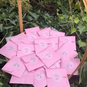 70 lanzamientos de confeti de boda rosa + rosa roja seca biodegradable, flor de caléndula en bolsitas ecológicas de papel rosa - bolsas para llenar diy u Nadie más barato