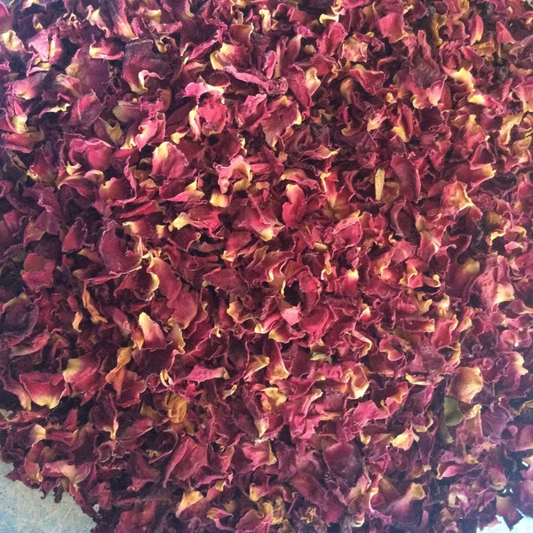 3 pints (1.5;litre) dried organic red rose petals -will fill 25-30confetti throws cheapest on etsy & ebay (biodegradable)