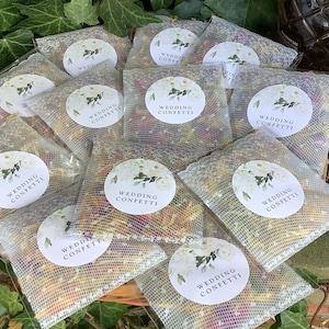 80 confeti biodegradable natural de color marfil crema para bodas, mezcla de pétalos de flores secas biodegradables. TODO EN EL KIT: llena los paquetes