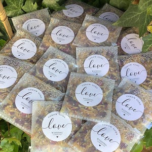 50 sacchetti di coriandoli per matrimonio con miscela biodegradabile di fiori di rosa rossa essiccati "GETTA UN PO' D'AMORE" fai da te da riempire. 40 sacchetti di coriandoli per matrimonio