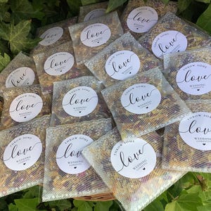 100 Beutel mit getrockneten Blumenblättern Hochzeit Konfetti wirft - diy u fill Taschen, alles was Sie brauchen im Set. 100 biologisch abbaubare Beutel “THROW SOME LOVE”