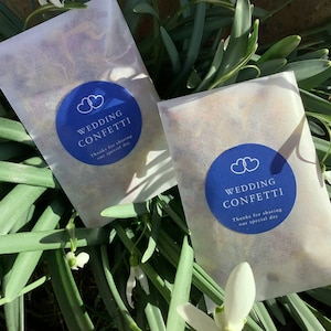 75 lanzamientos de confeti de boda ROYAL BLUE en bolsas de glassine biodegradables caléndula rosa roja seca Lujo Nadie más barato para glassine-DIY you fil