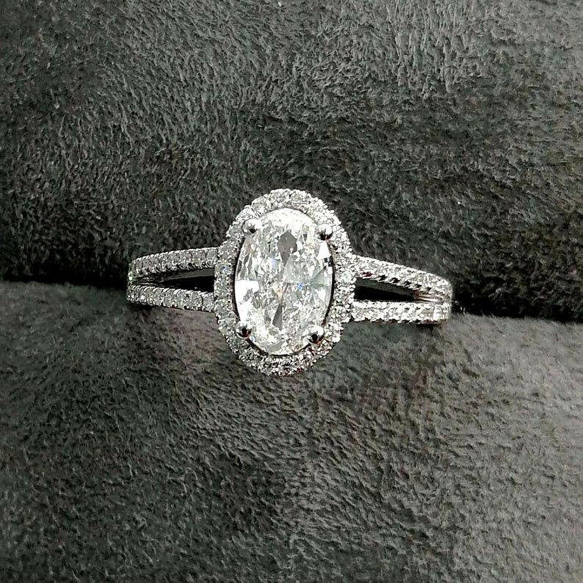 LabCreated Diamond 2 CT White Oval Moissanite Statement Etsy