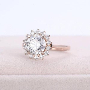 Round Cut Engagement Ring, 14K Rose Gold Moissanite Diamond Ring, Halo Anniversary Ring For Her, Promise Ring, Round Wedding Ring For Woman