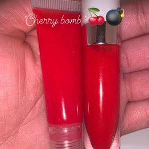 Red lip gloss, cherry scented lip gloss