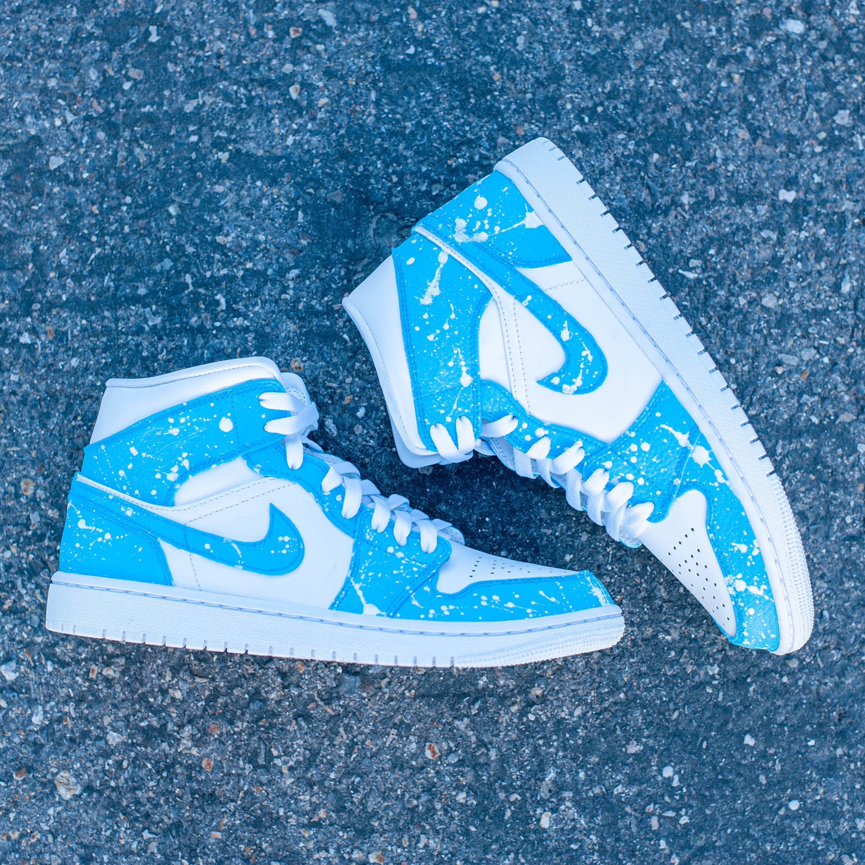 aj1 paint splatter