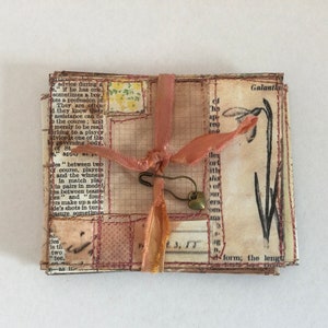 Junk journal envelopes, journal ephemera, mini retro envelopes, pockets, scrapbooking, happy mail, vintage style stationery