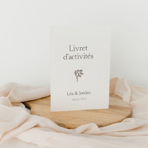 Guest gift: White “Champêtre” children’s activity booklet