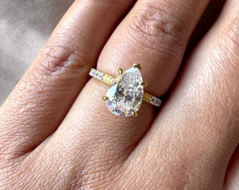 3 カラット ペアカット ラボ グロウン クラスター リング / ペア