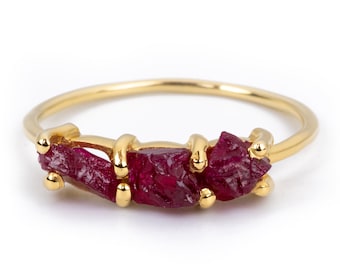 Raw Ruby Multi-Stone Ring, Stackable July Birthstone Ring, 14K Solid Gold Ring, 3 Stone Ring, Personalized Gemstone Jewelry