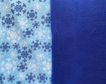 Winter Blue Snowflake Cuddle Cup with Optional Pee Pad in Fleece for Small Animals | Ferrets | Rats | Guinea Pigs | Chinchillas |