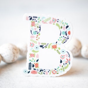 Pegatina con monograma de la letra "B", pegatina estética, pegatina B, etiqueta para portátil, pegatina Hyfroflask, calcomanía para coche, etiqueta impermeable, regalo para niños