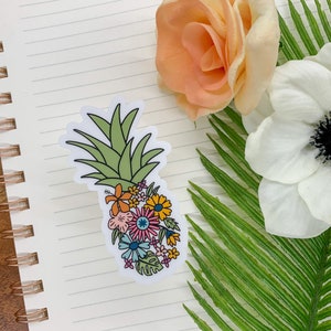 Pineapple Sticker, Die Cut Label, Floral Pineapple Decal, Fruit Sticker, Botanical Label, Laptop Stickers, Waterproof Decal, Car Decals