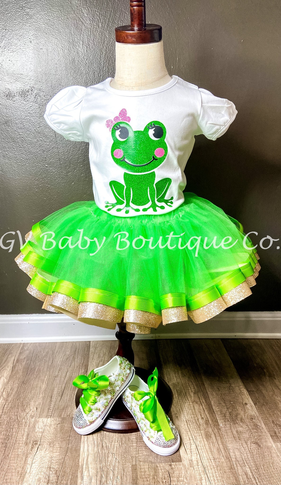 Frog dress girl online